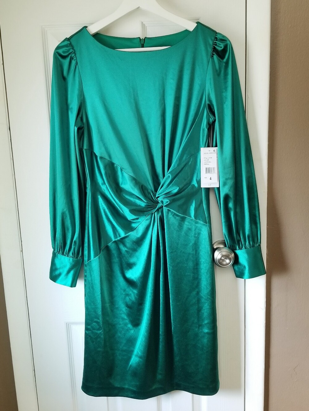 ❗Julia Jordan Satin Emerald Green Cocktail Statement Dress Size 4❗